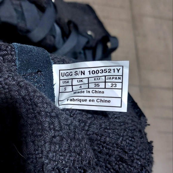 UGG Women's Heirloom Lace-up Boots Size 5 "Like New" - Picture 8 of 10